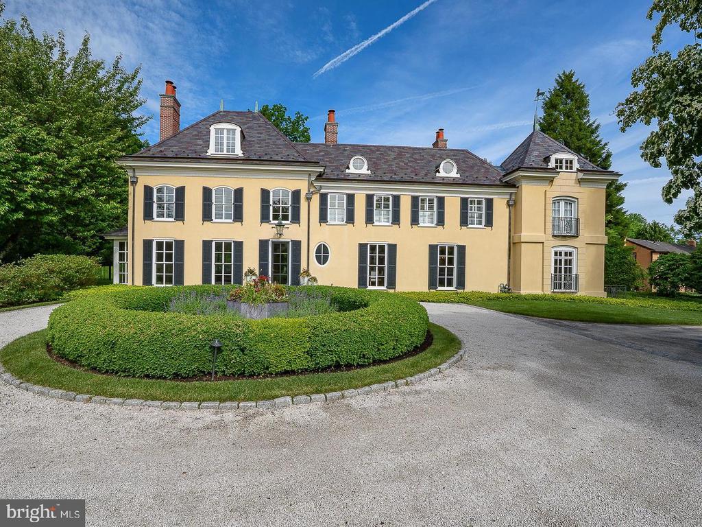 1122 BRYNLAWN ROAD
