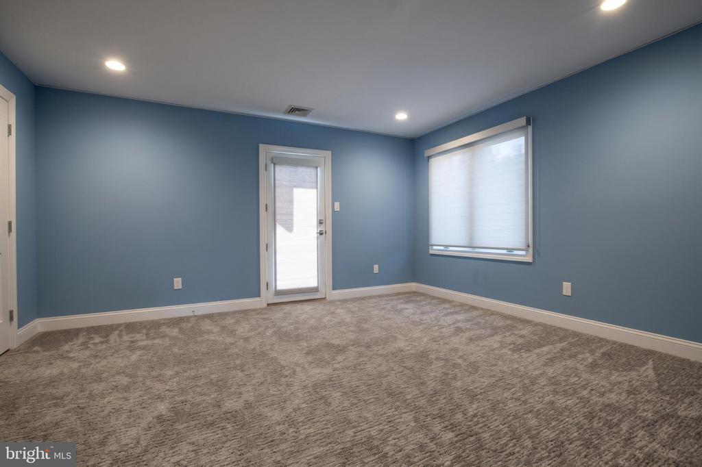 1409 WESLEYS RUN