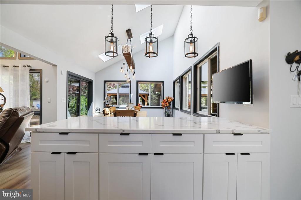 187 SAWMILL ROAD