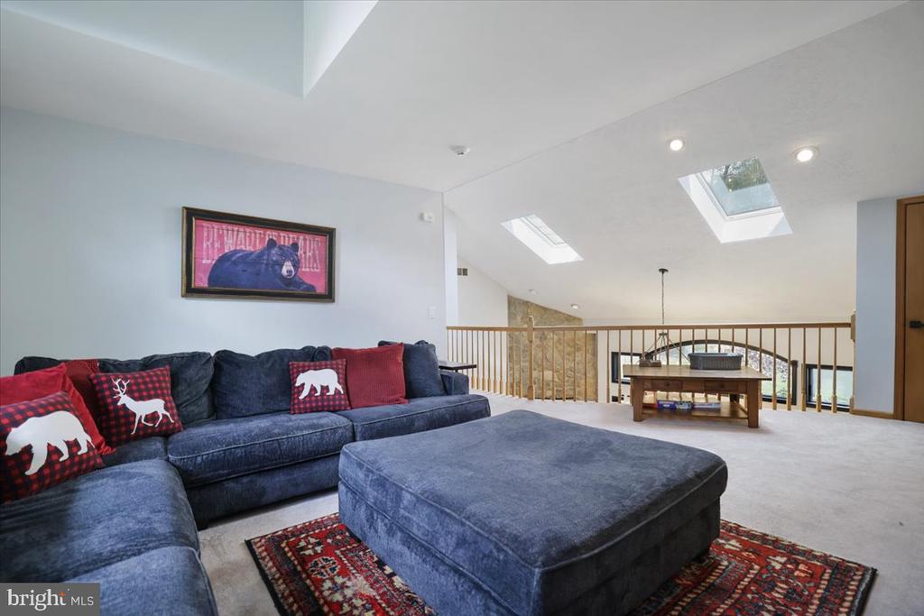 187 SAWMILL ROAD