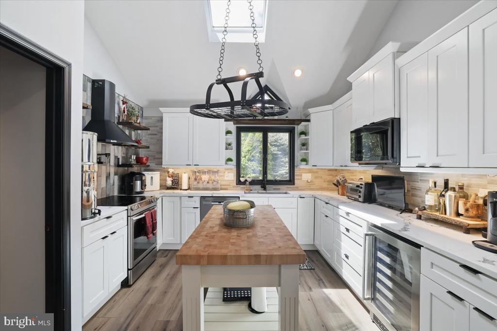 187 SAWMILL ROAD