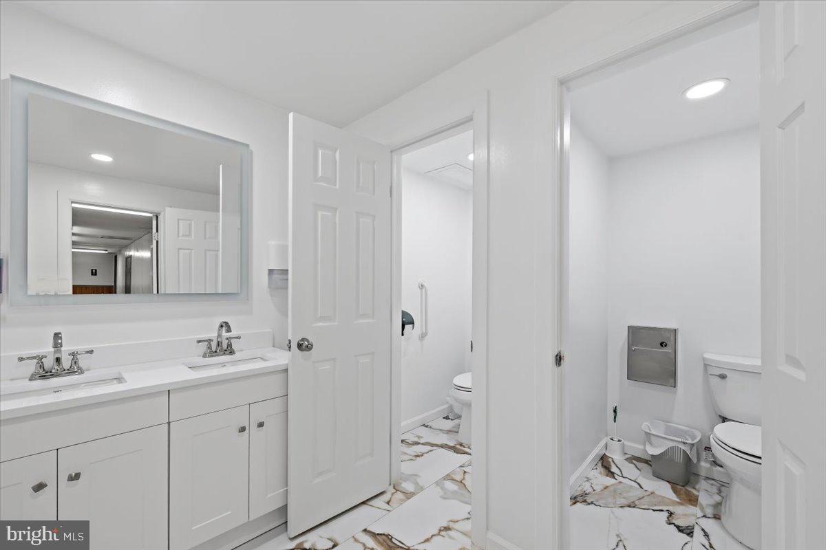 1707 WASHINGTON BOULEVARD