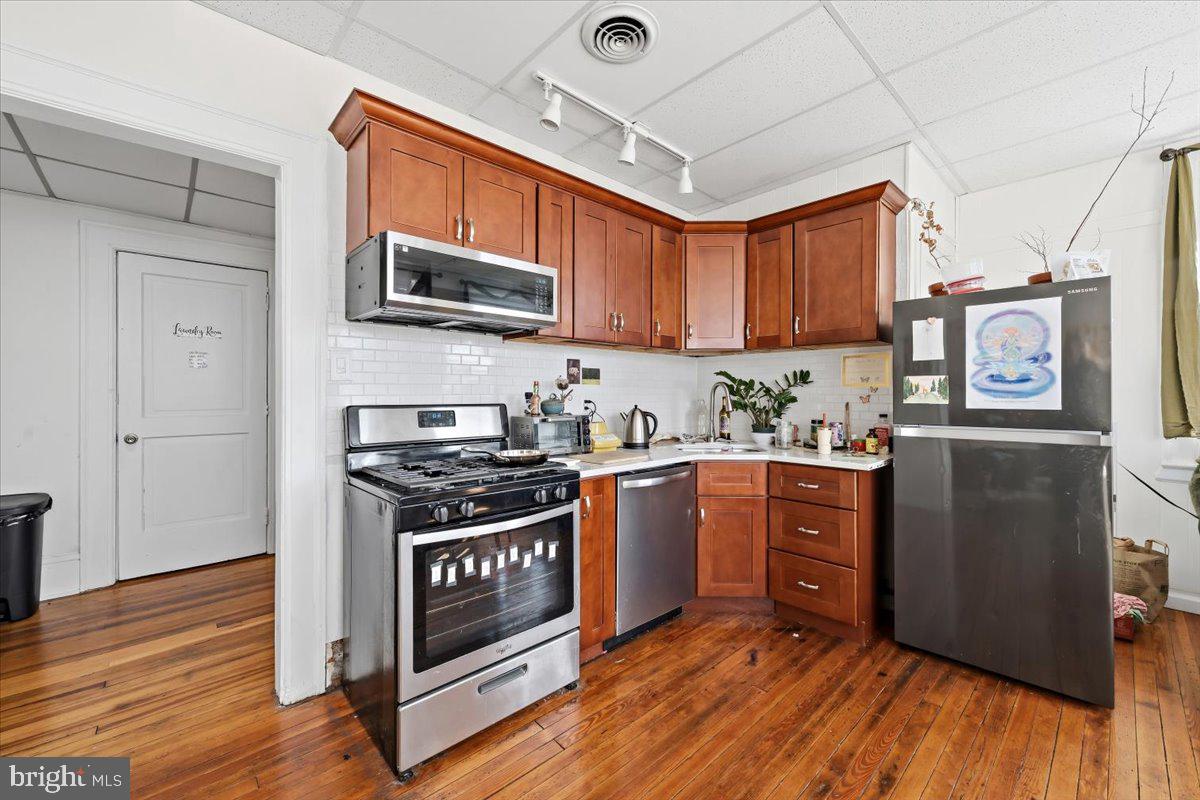 1707 WASHINGTON BOULEVARD