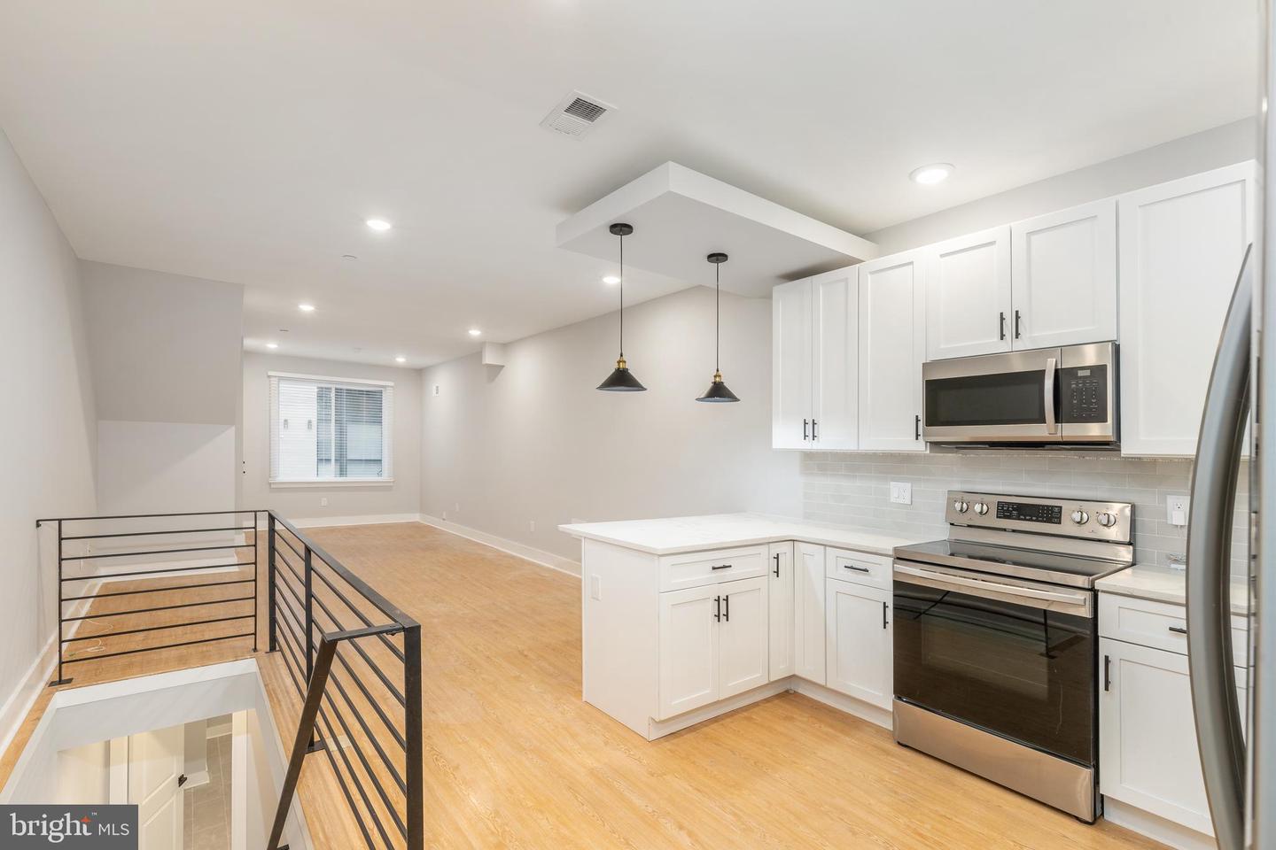 1511 N HANCOCK STREET Unit: 1