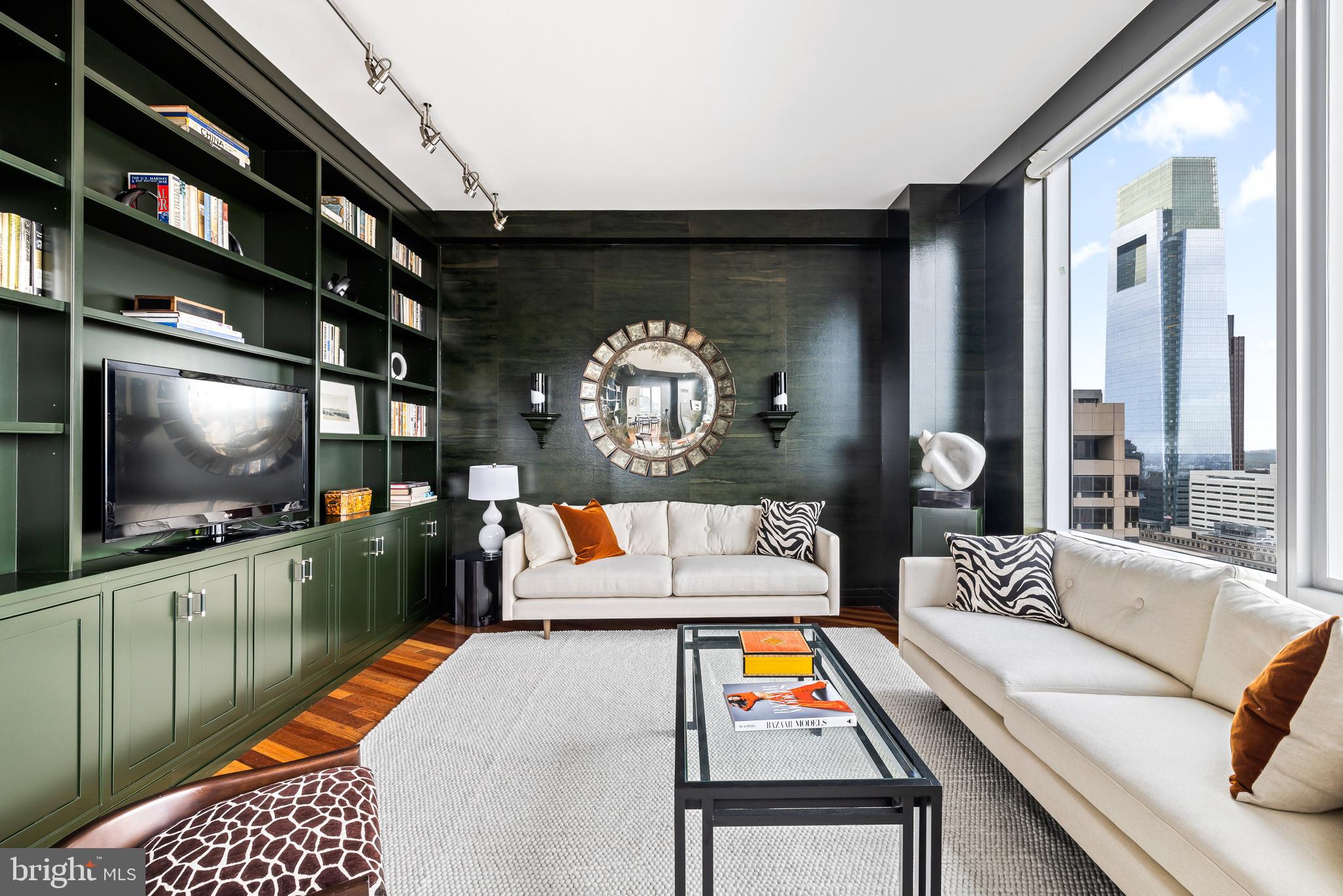 1414 S PENN SQUARE Unit: 40B