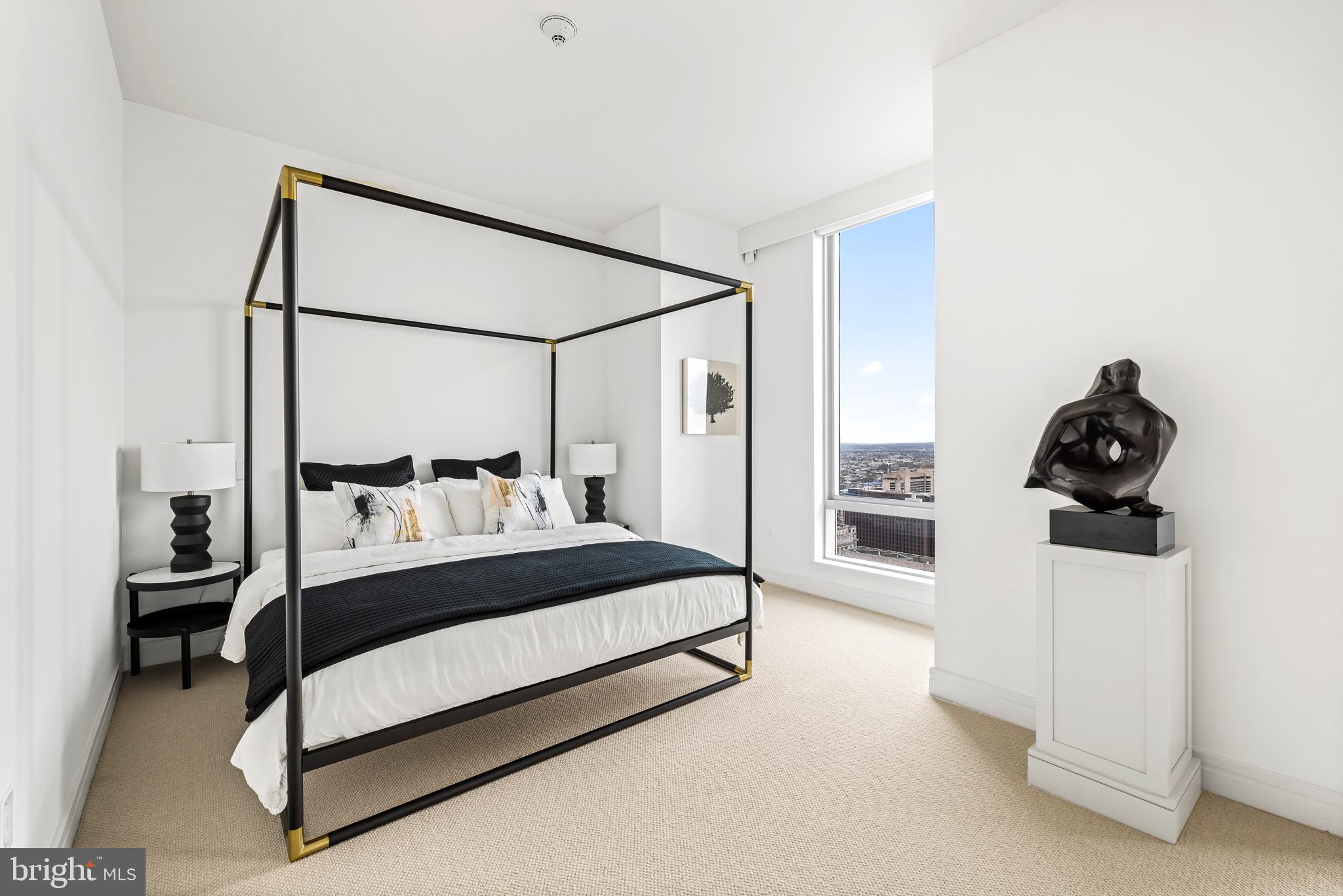 1414 S PENN SQUARE Unit: 40B