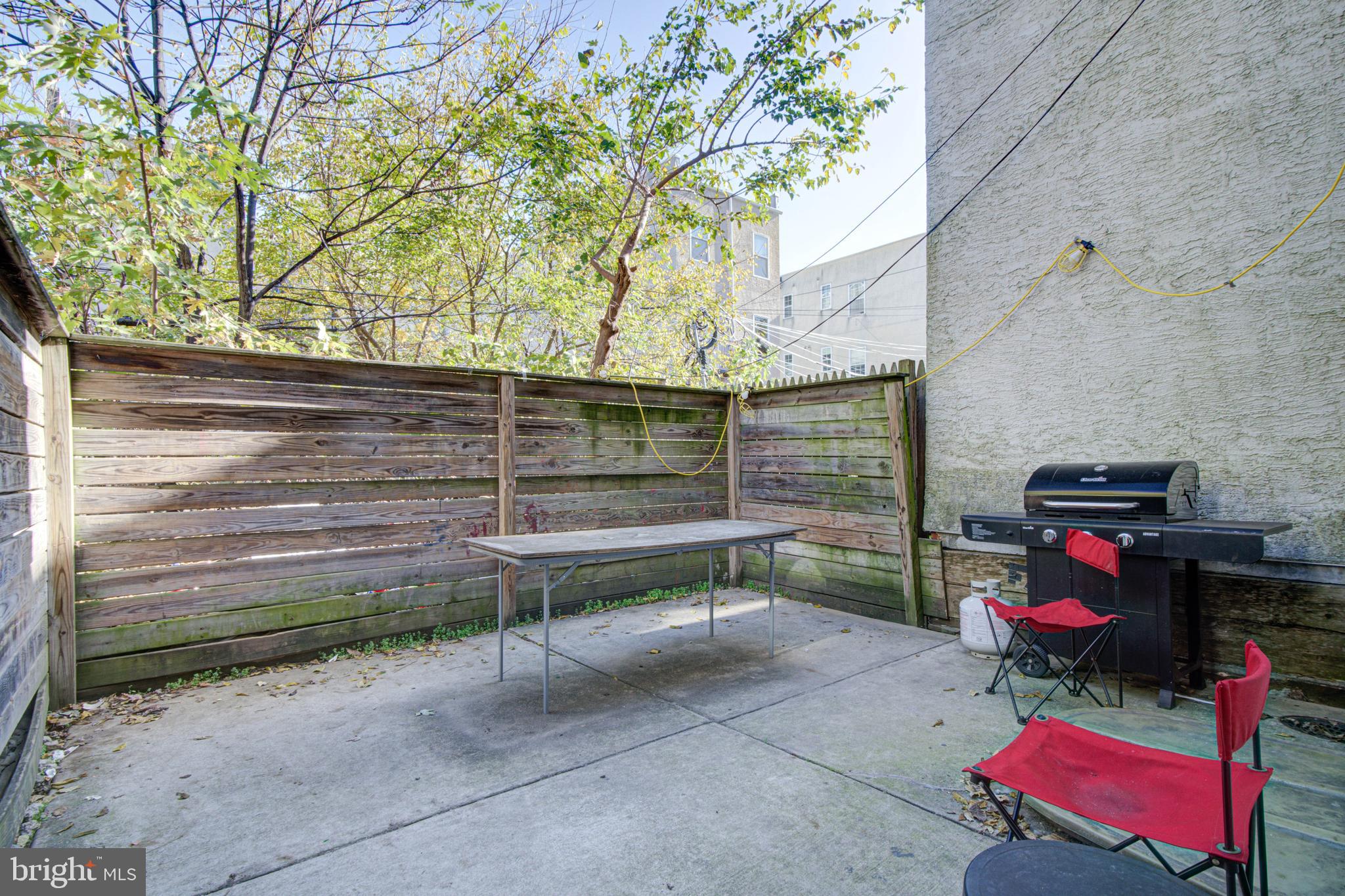 1913 N GRATZ STREET