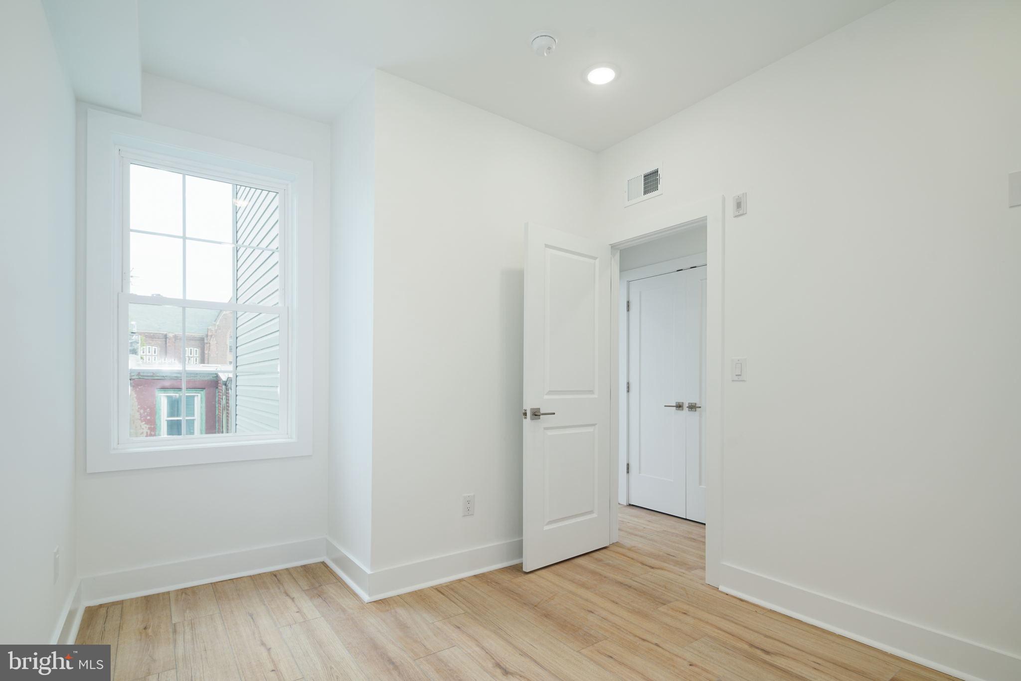 2021 N 2nd STREET Unit: 2