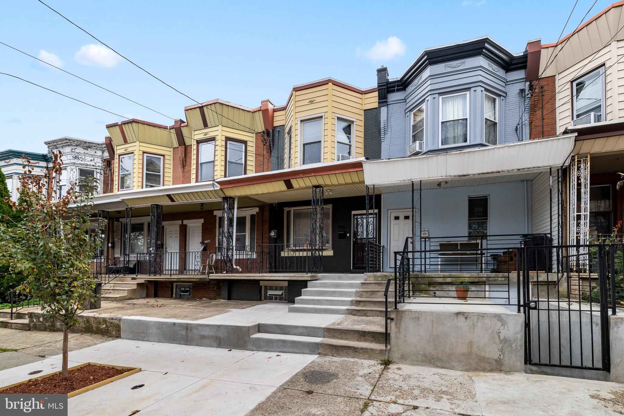 3081 Emerald STREET