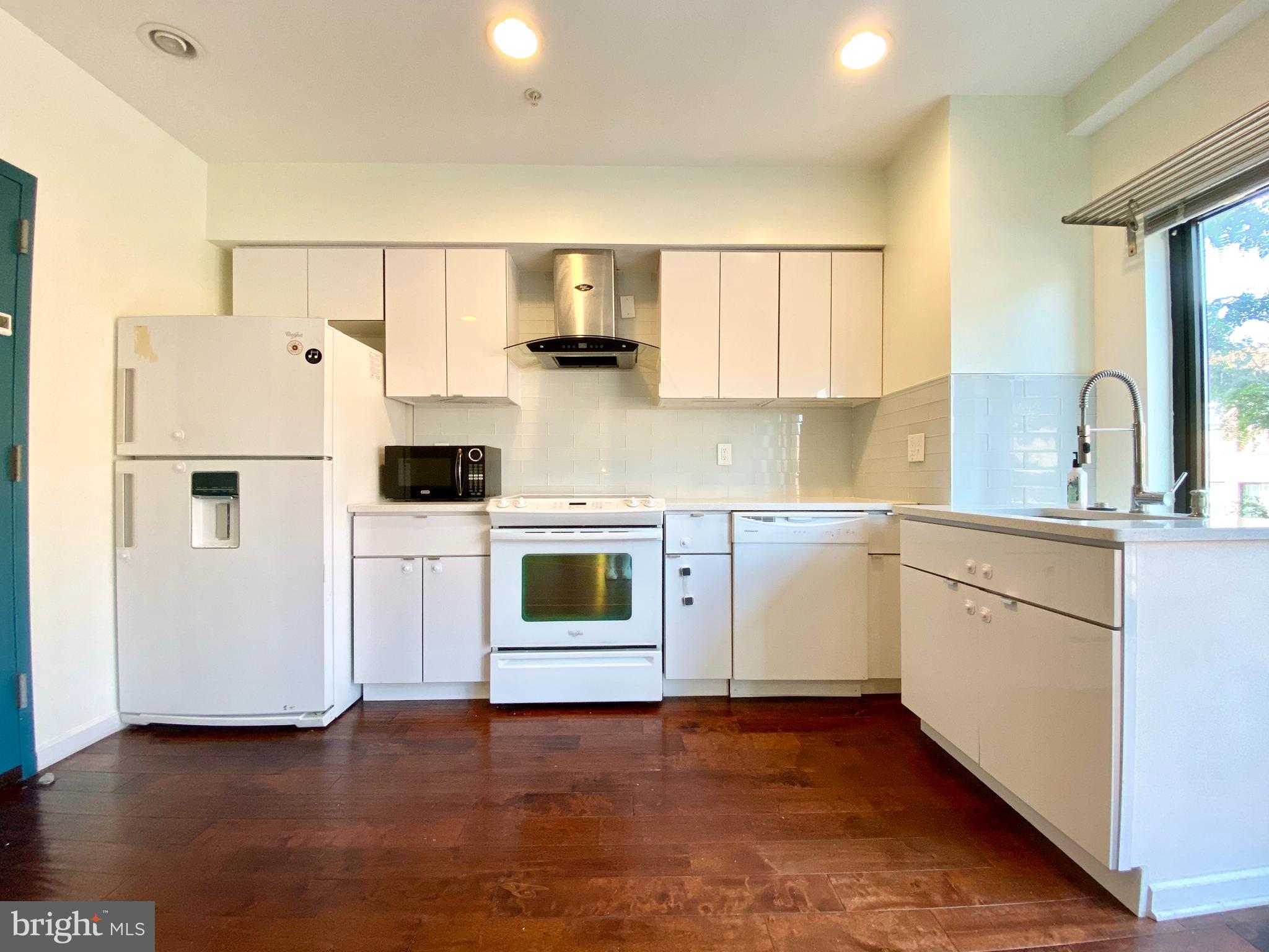 714 South STREET Unit: B