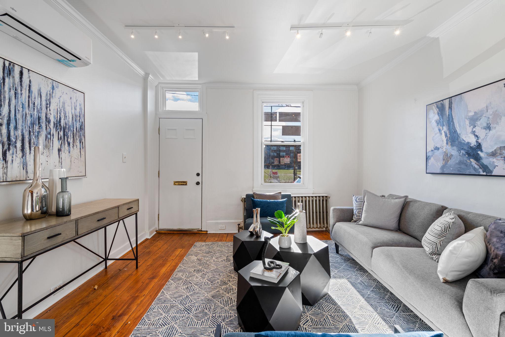 421 Livingston STREET