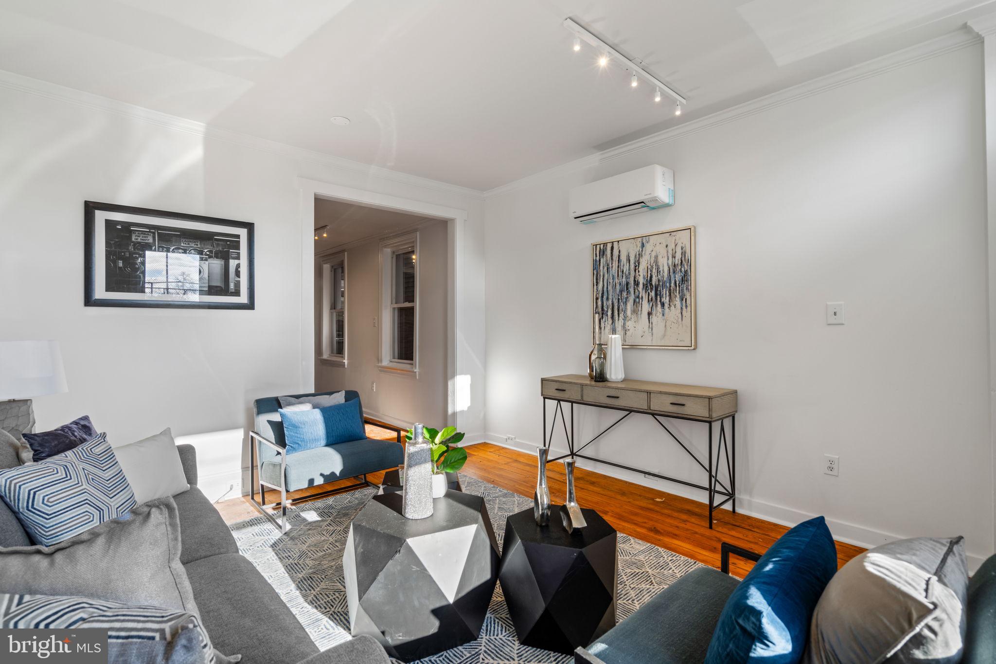 421 Livingston STREET