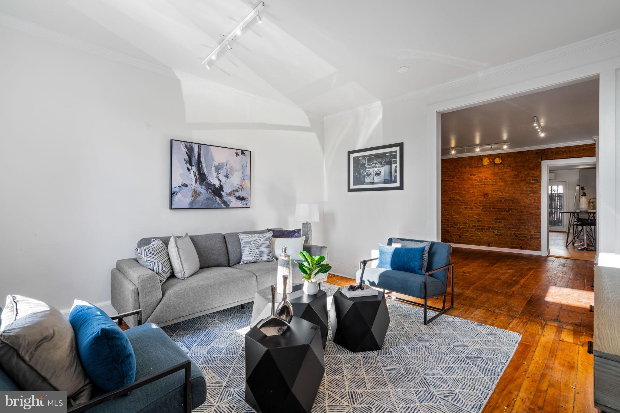 421 Livingston STREET