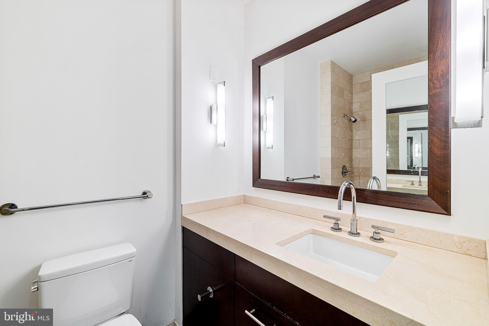 1414 S Penn Sq #8h