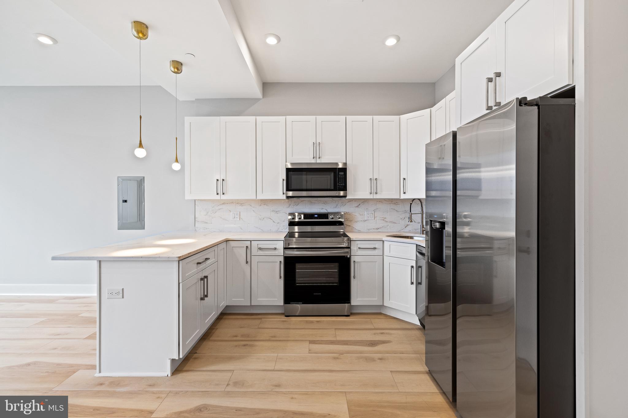 1733-41 N 2nd St #404