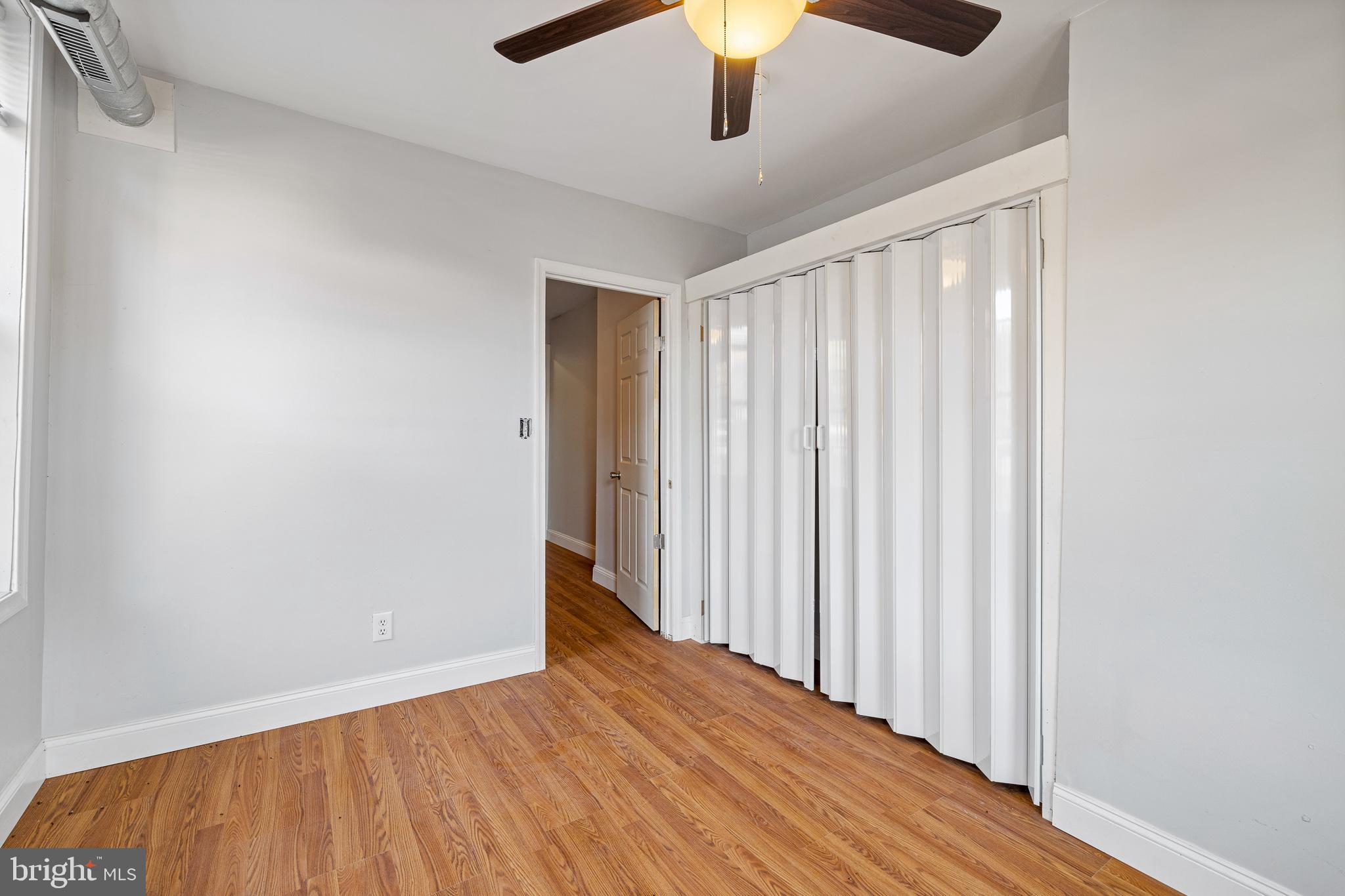 3404 Mantua Ave