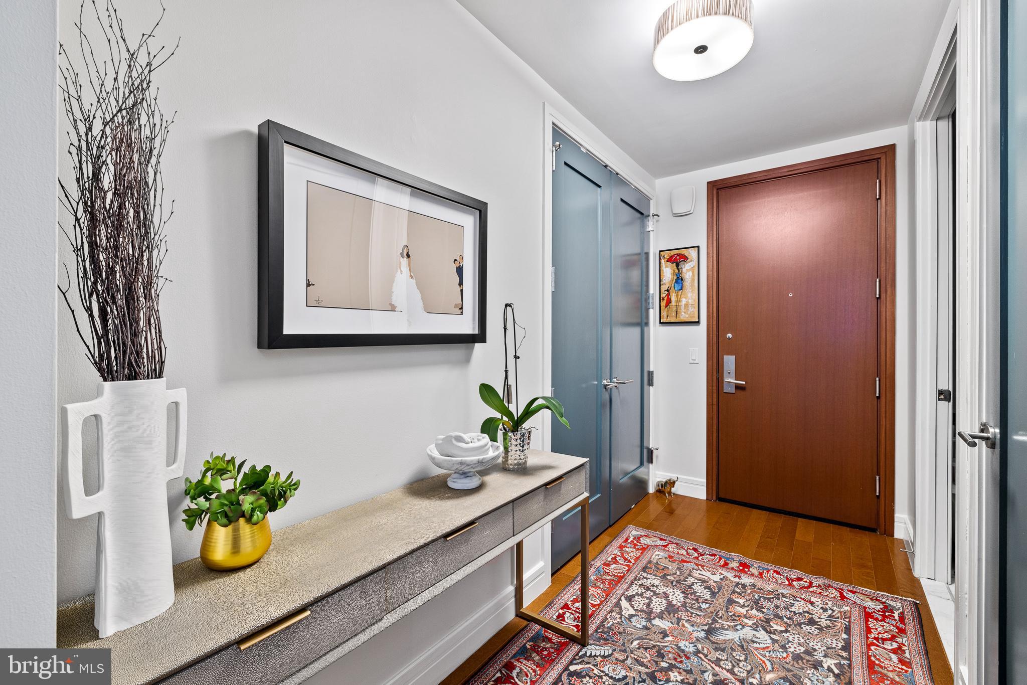 1414 S Penn Sq #17g