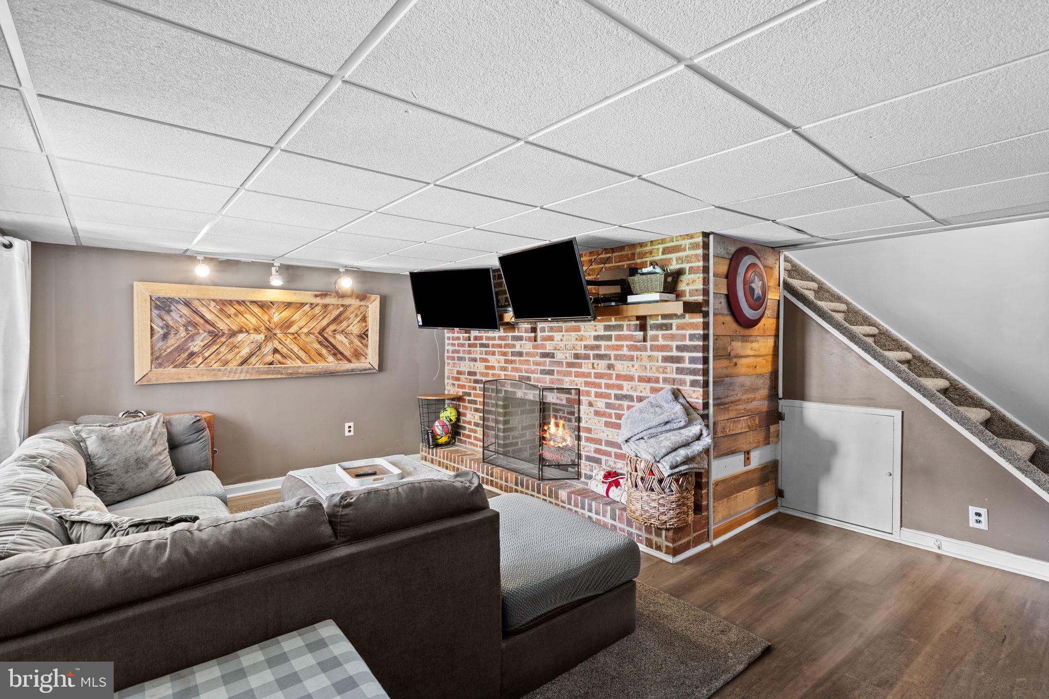 12443 Sweet Briar Rd