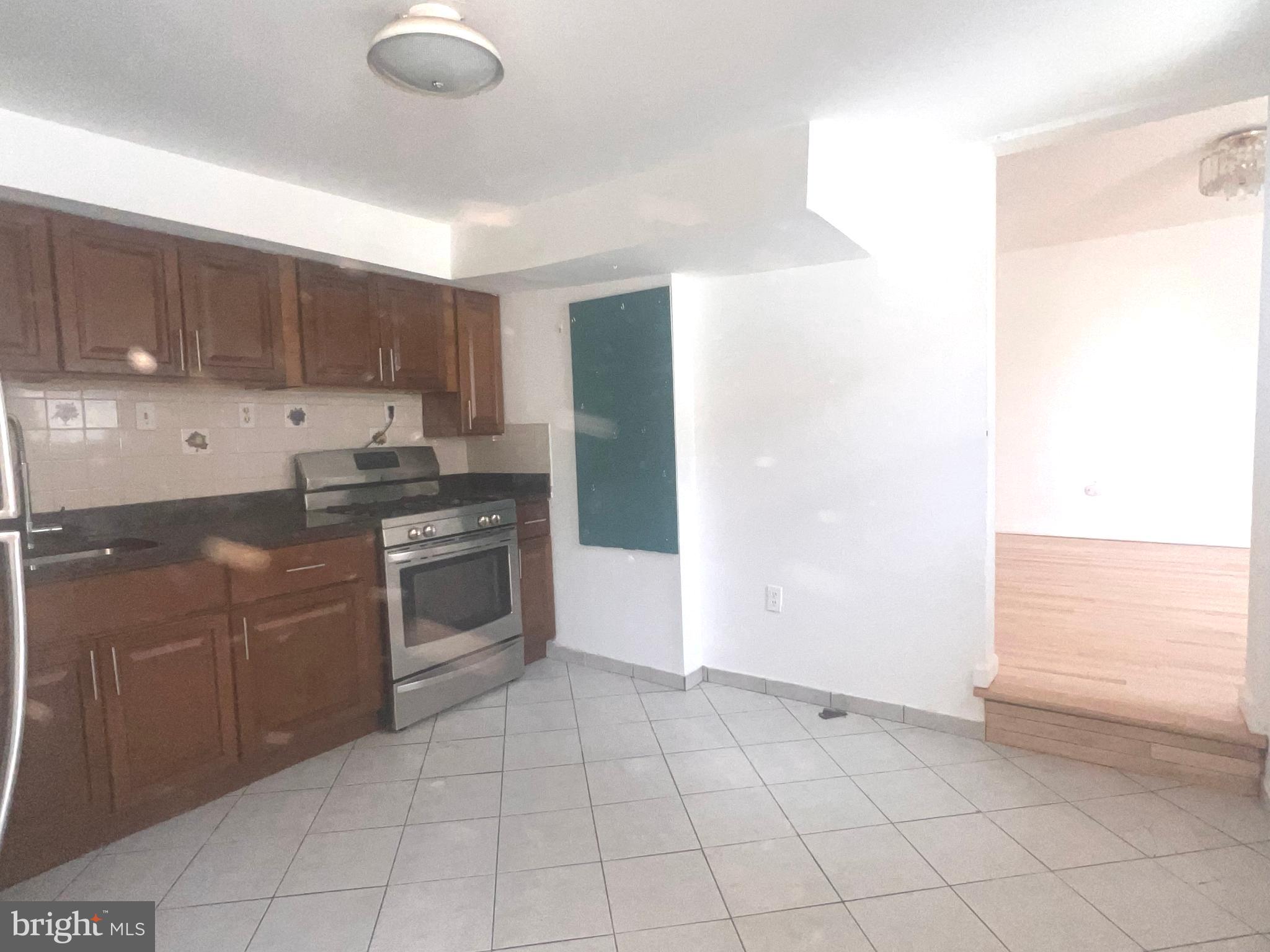 1309 MARLBOROUGH ST #2F