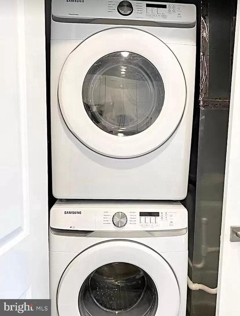 2425 FRANKFORD AVE #3