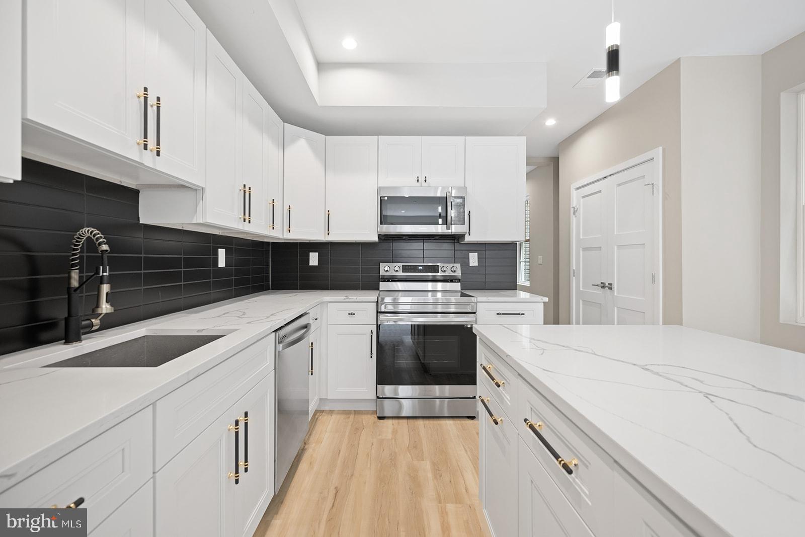 167 W SUSQUEHANNA AVE #2