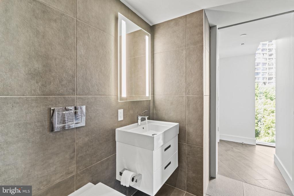2100 HAMILTON STREET Unit: 5D