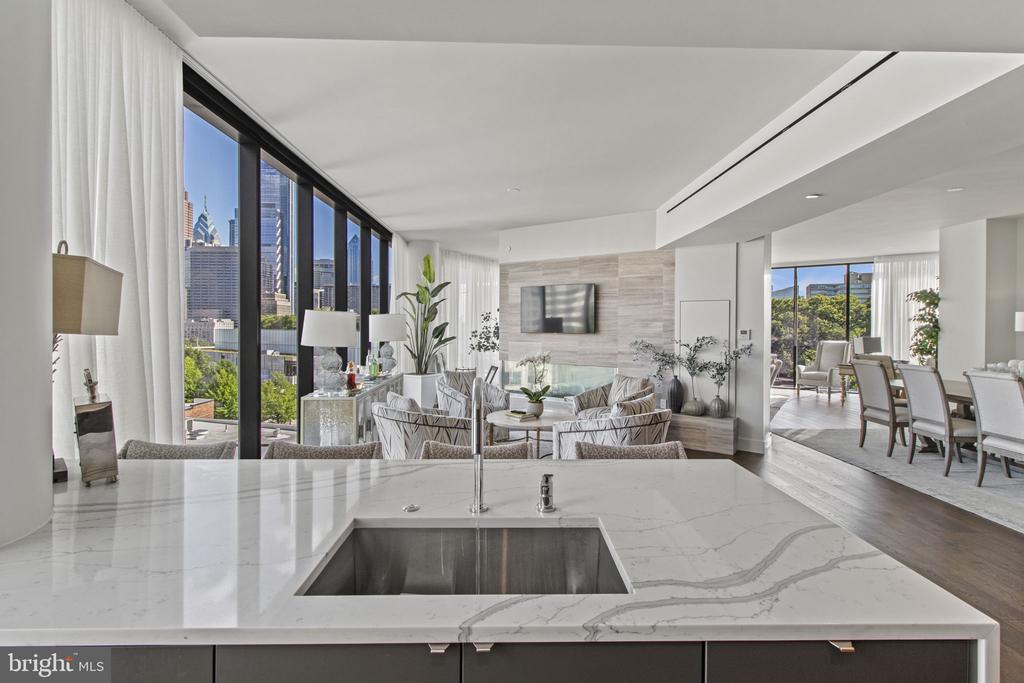 2100 HAMILTON STREET Unit: 5D