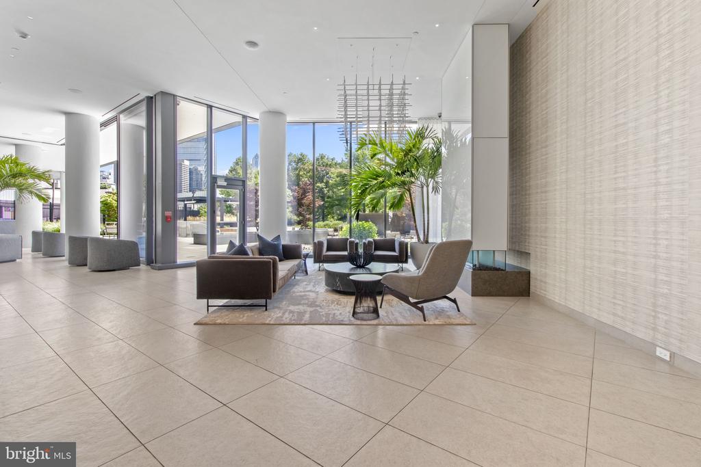 2100 HAMILTON STREET Unit: 5D