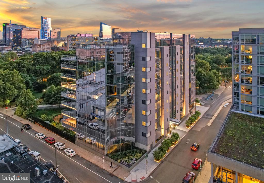 2100 HAMILTON STREET Unit: 5D