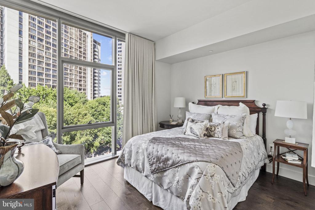 2100 HAMILTON STREET Unit: 5D