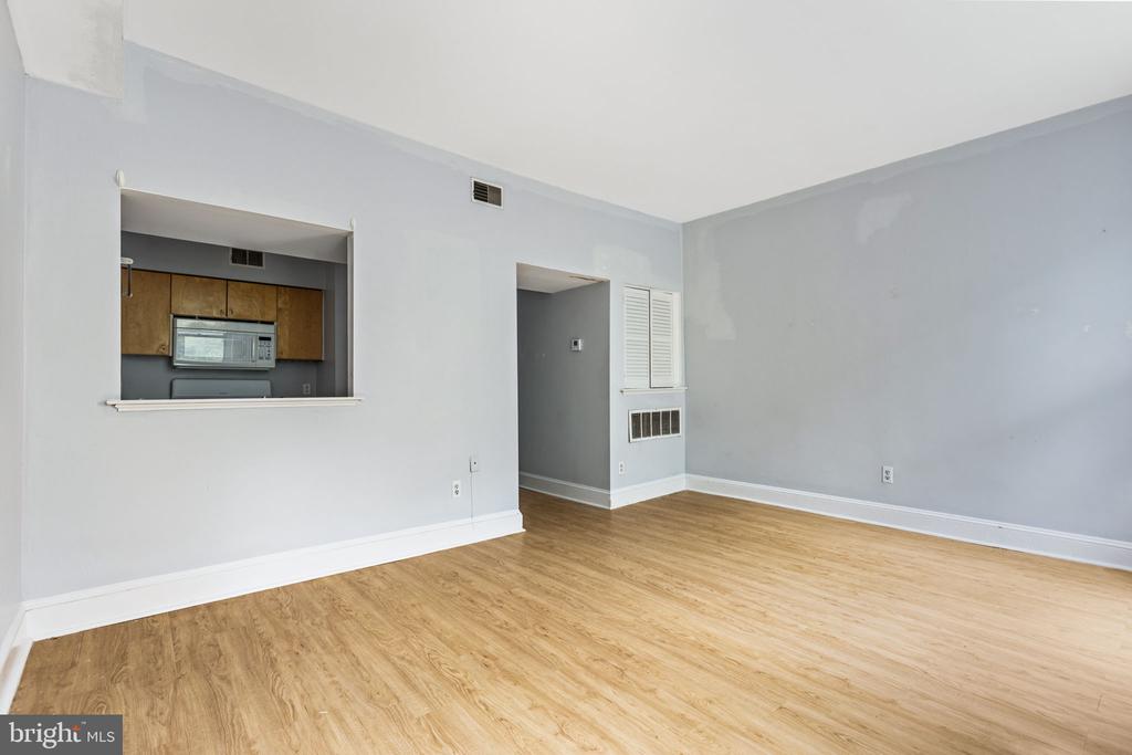 262 S 11th St