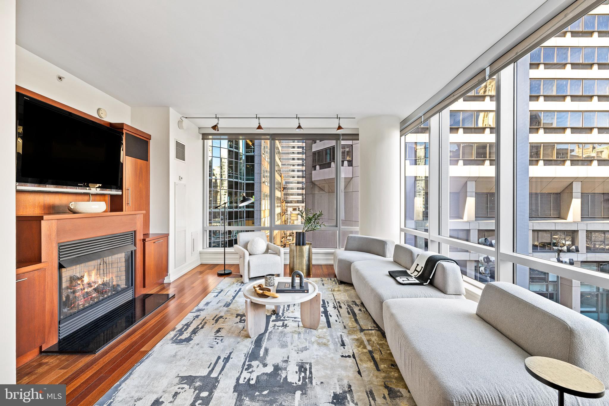 1414 S Penn Sq #5f