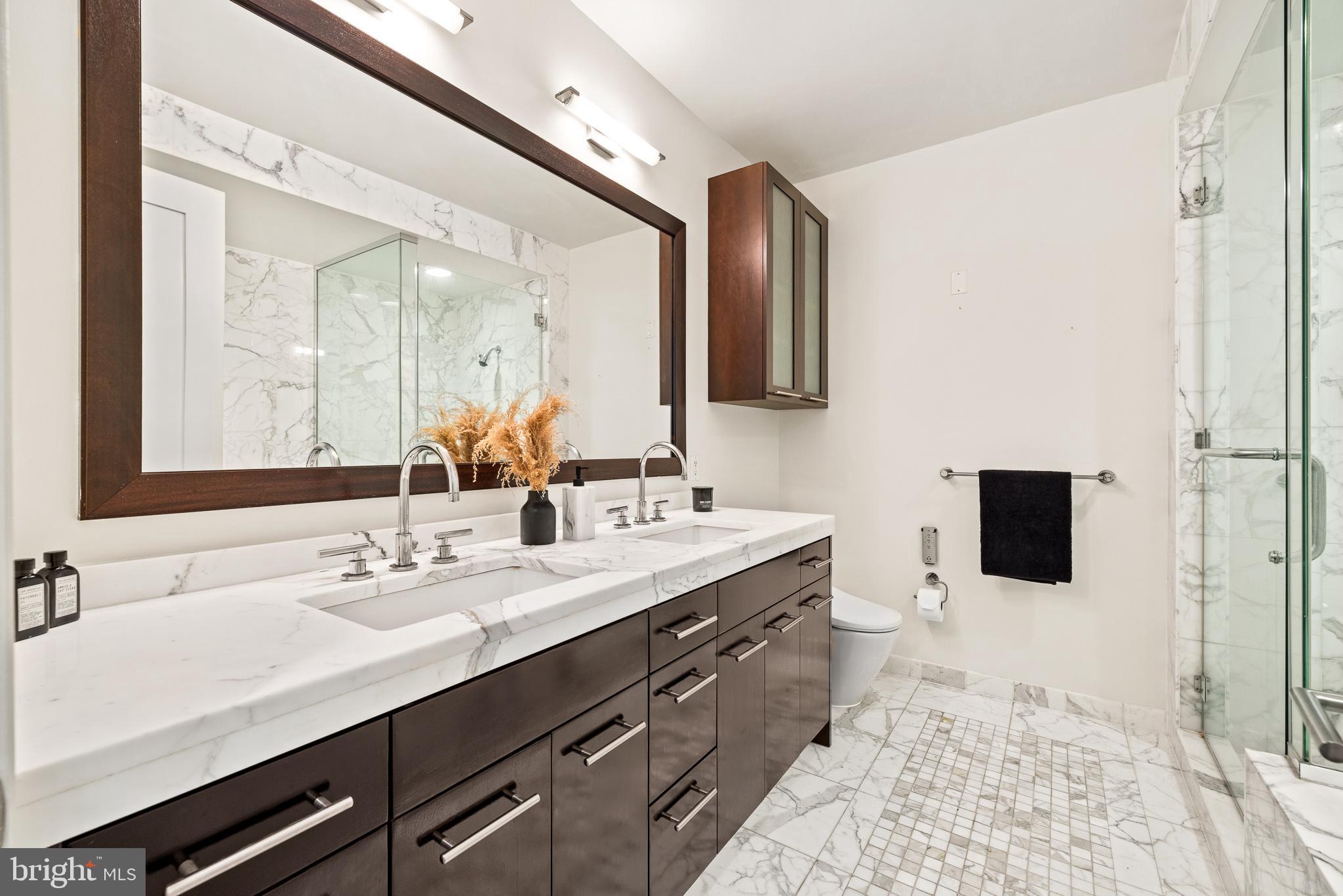 1414 S Penn Sq #5f