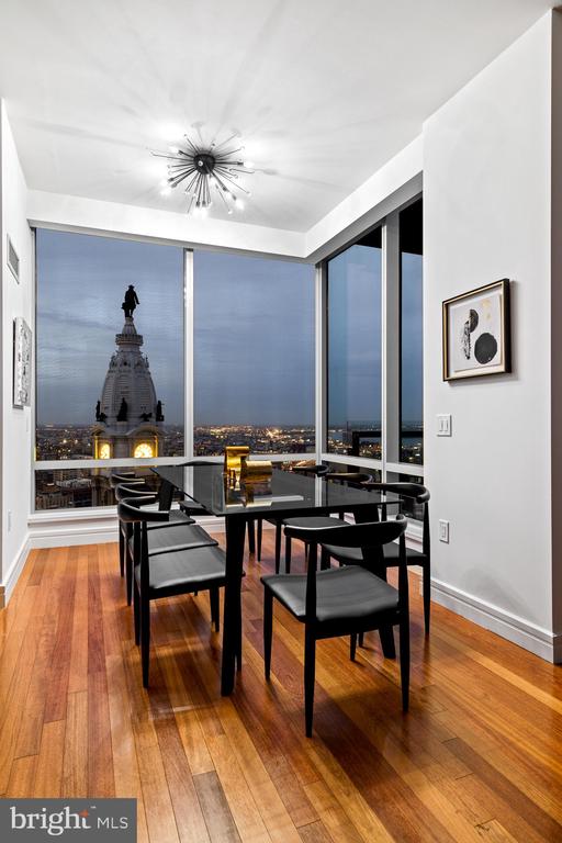 1414 S Penn Sq #32b