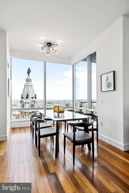 1414 S Penn Sq #32b