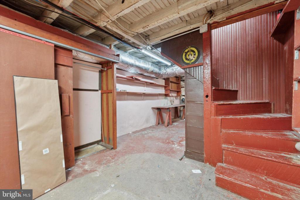 2224 RITTER STREET