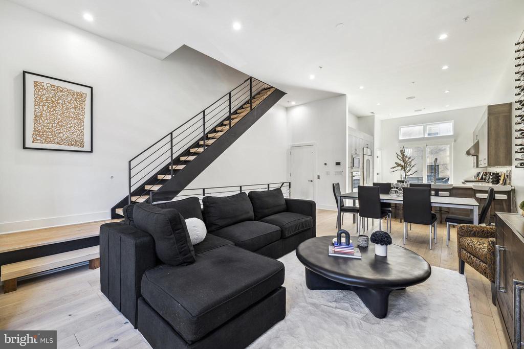 48 N 3rd St #3