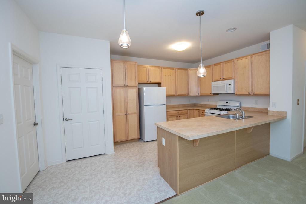 15051 Dahlia Dr