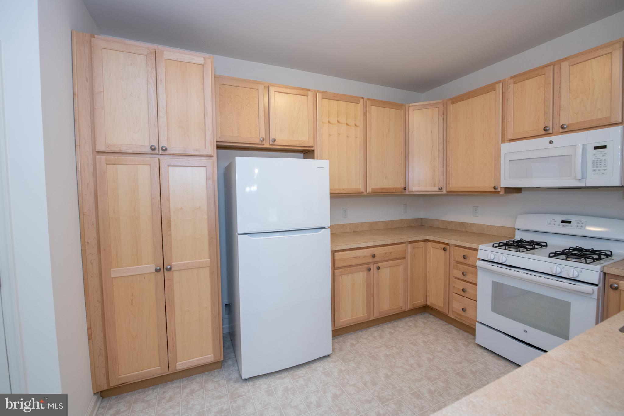 15051 Dahlia Dr
