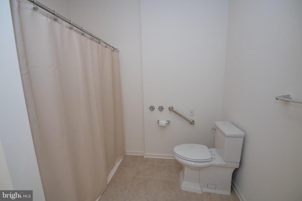 15051 Dahlia Dr