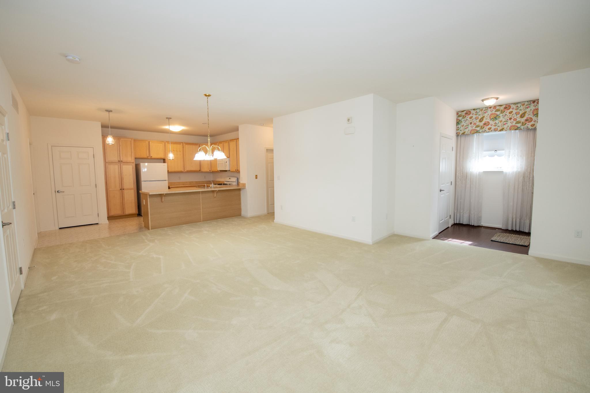 15051 Dahlia Dr