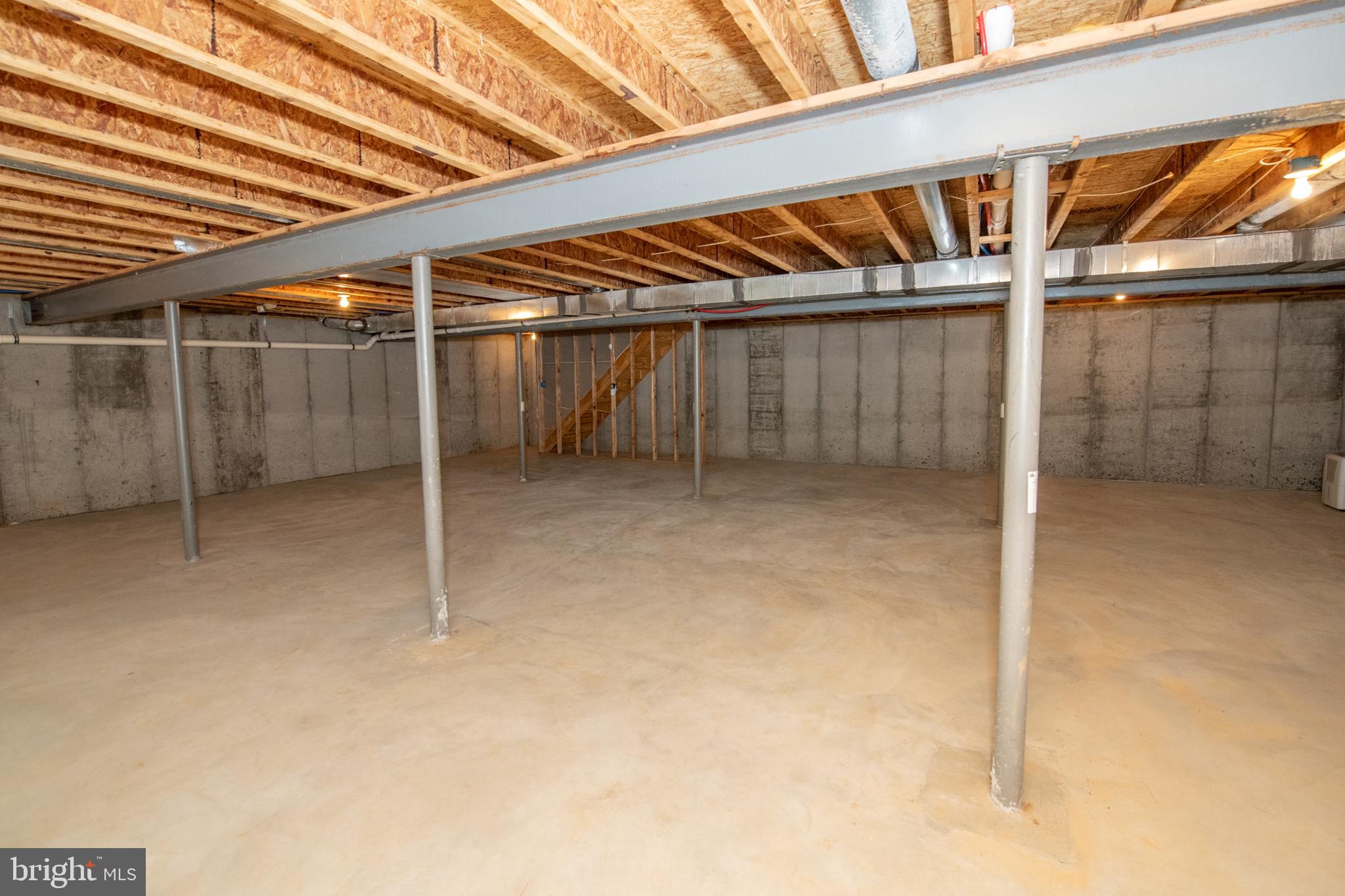 15051 Dahlia Dr