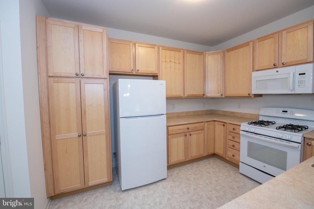 15051 Dahlia Dr