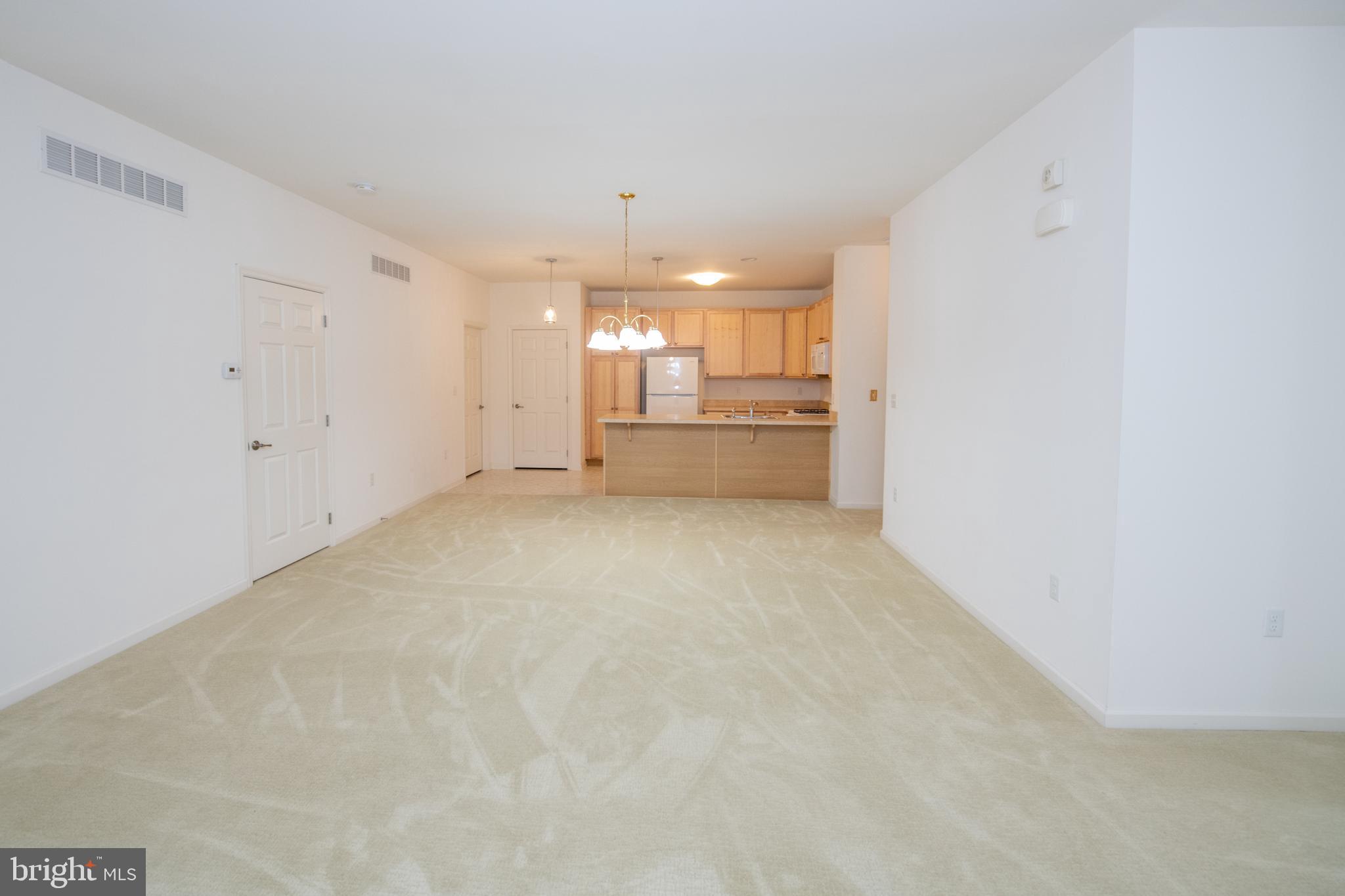 15051 Dahlia Dr