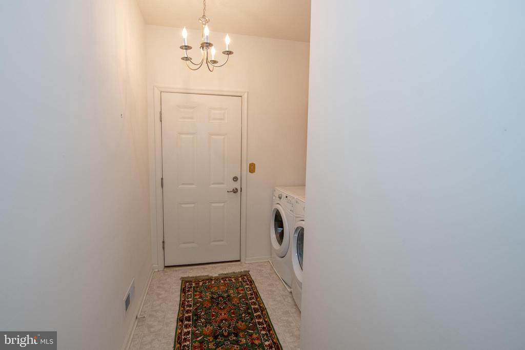 15051 Dahlia Dr