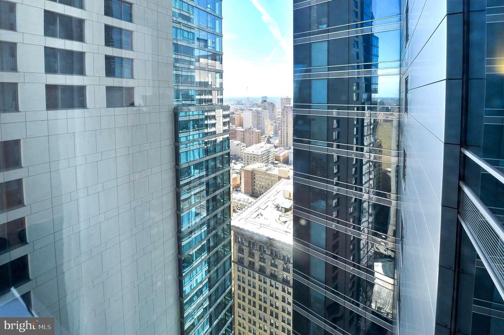 1414 S PENN SQUARE Unit: 37A