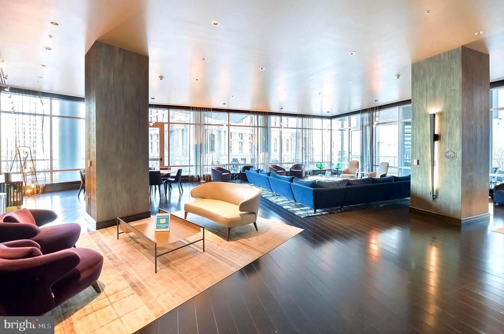 1414 S PENN SQUARE Unit: 37A