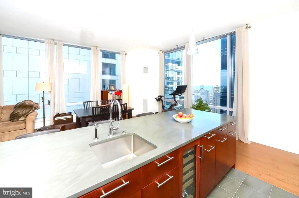 1414 S PENN SQUARE Unit: 37A