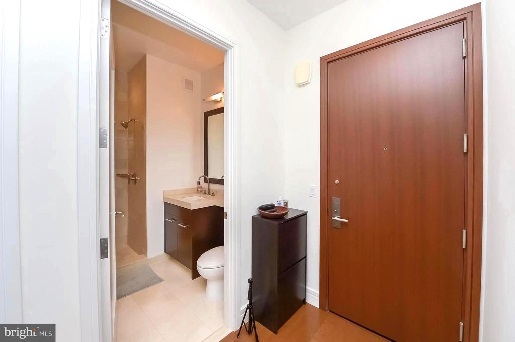 1414 S PENN SQUARE Unit: 37A