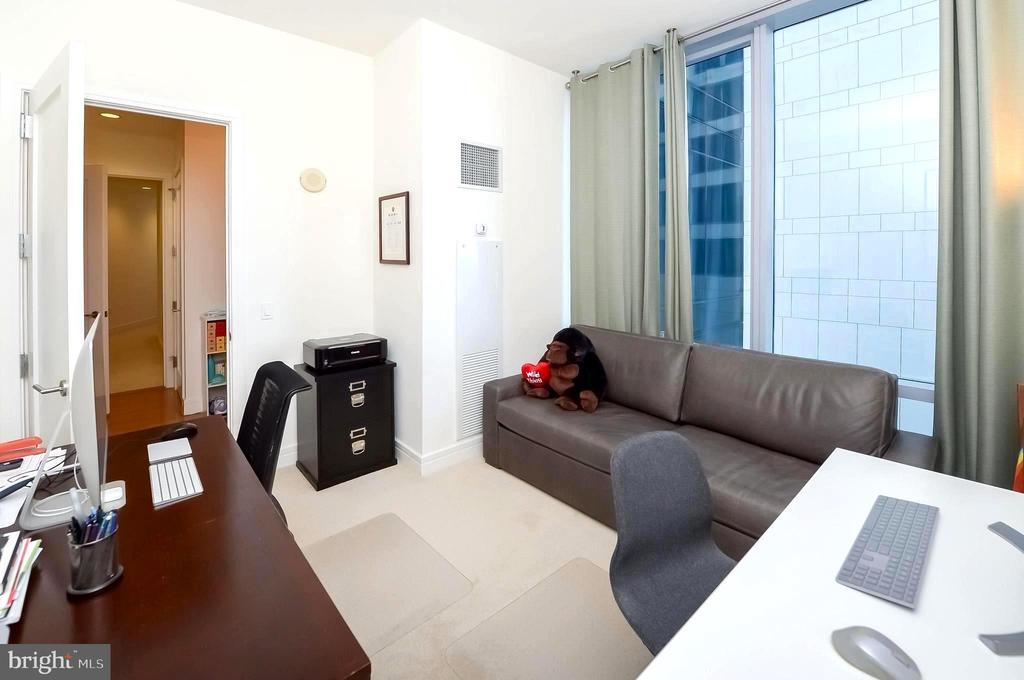 1414 S PENN SQUARE Unit: 37A